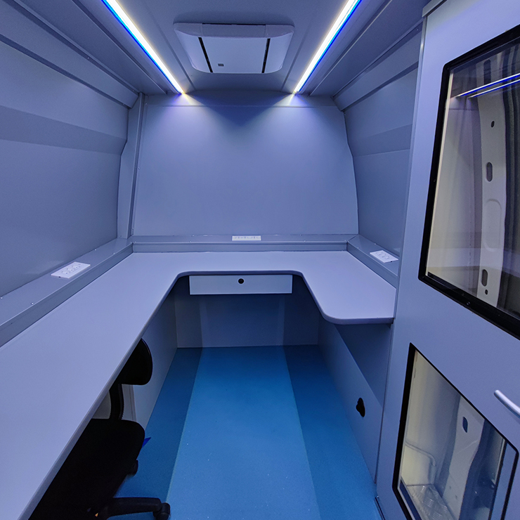 furgone allestito Laboratorio mobile per rilevazione ambientale e monitoraggio inquinamento da radiazioni