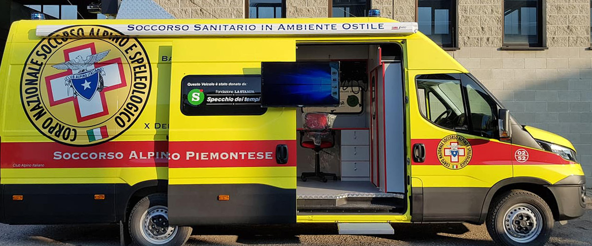 Soccorso Alpino e speleologico piemontese, esercitazione a porte aperte e intitolazione della nuova base logistica a Giovanni Della Ferrera, realizzata da TECNICAR.a