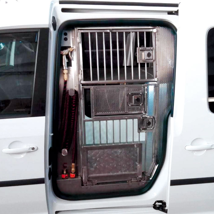 Allestimento Allestimento veicolo caddy maxy per trasporto animali con Gabbie modulabili, led e riscalmento, rivestimenti e accessori comford